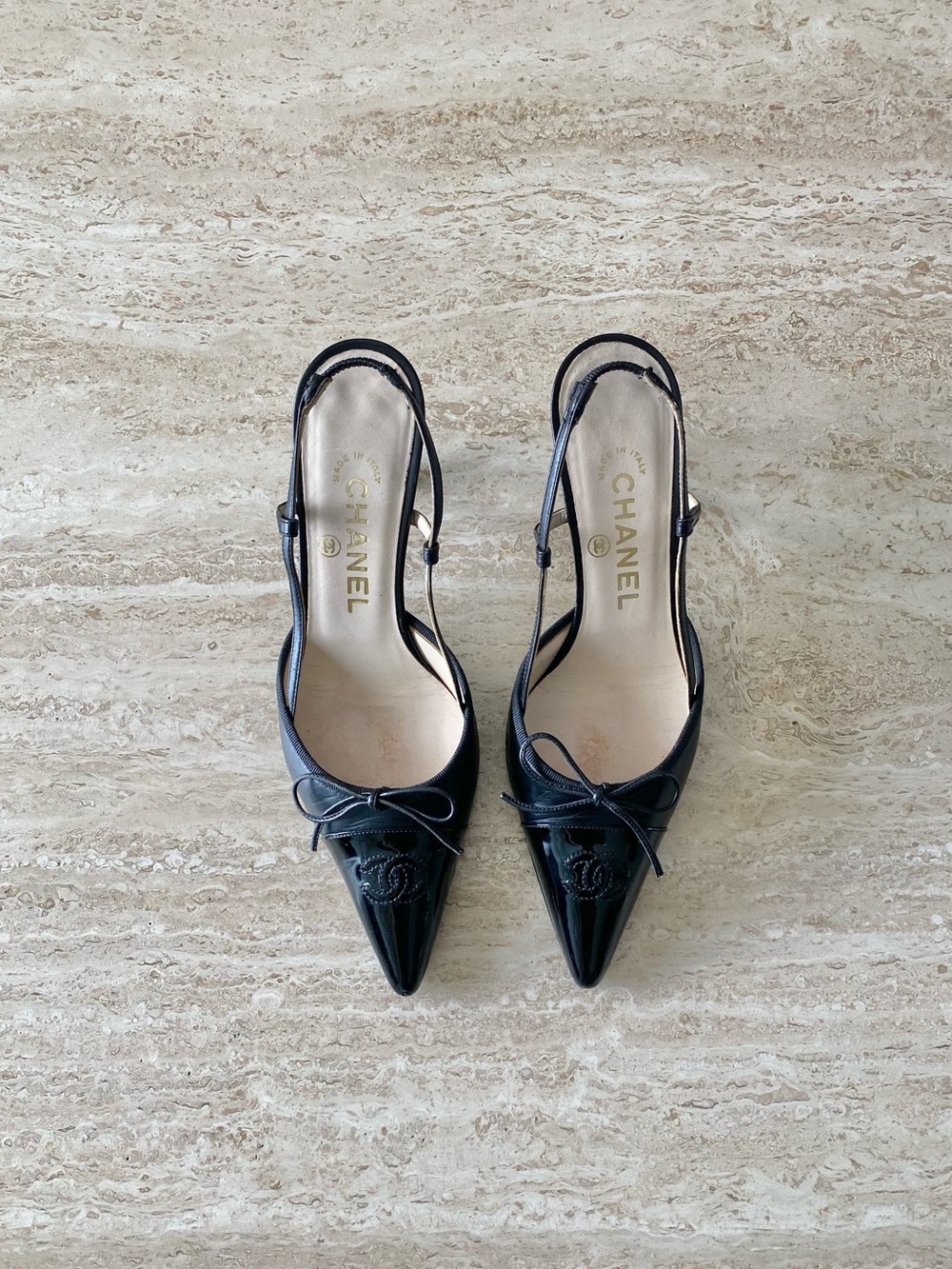 Vintage Chanel CC Bow Cap Toe Slingback Heels